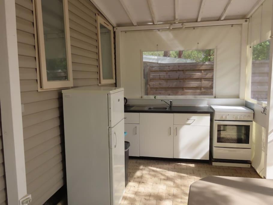 Mobile Home 6-Pers Camping Lei Suves-Cotes D'Azur-Including Airco Рокбрюн-сюр-Аржан Екстер'єр фото
